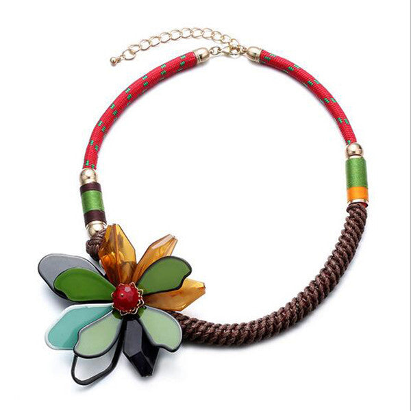 Europe hand woven acrylic flower crystal necklace